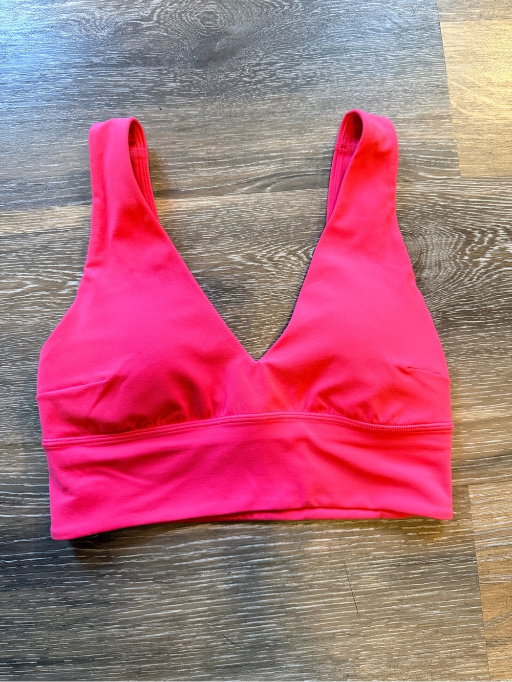lululemon athletica Hot Pink V-Neck Sports Bralette - size 6